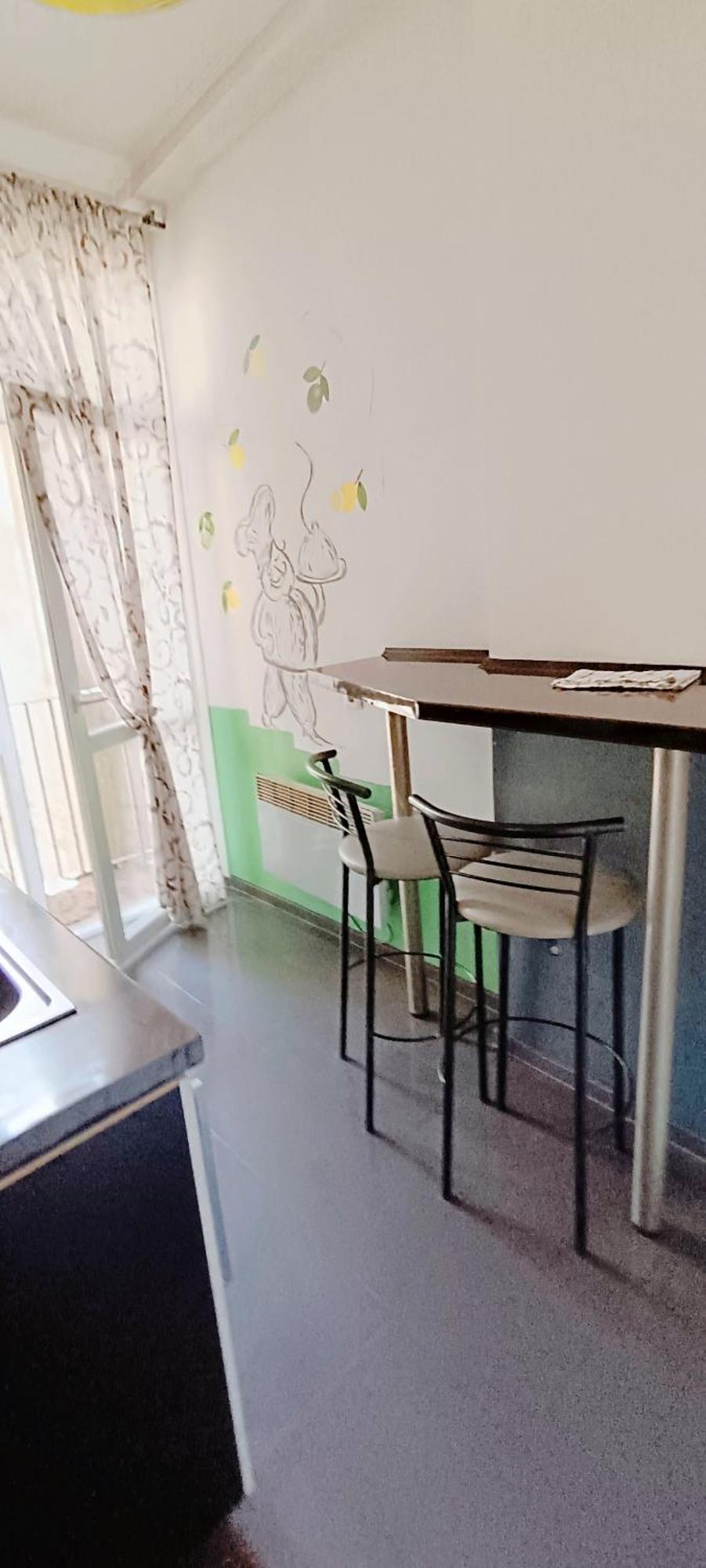 Апартаменти В Центрі На Галицький Для Чотирьох Lviv Luaran gambar