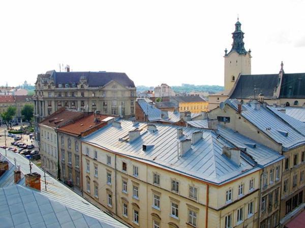 Апартаменти В Центрі На Галицький Для Чотирьох Lviv Luaran gambar